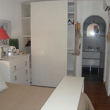 Les Katikias - Sejour Chez L'habitant Bed & Breakfast